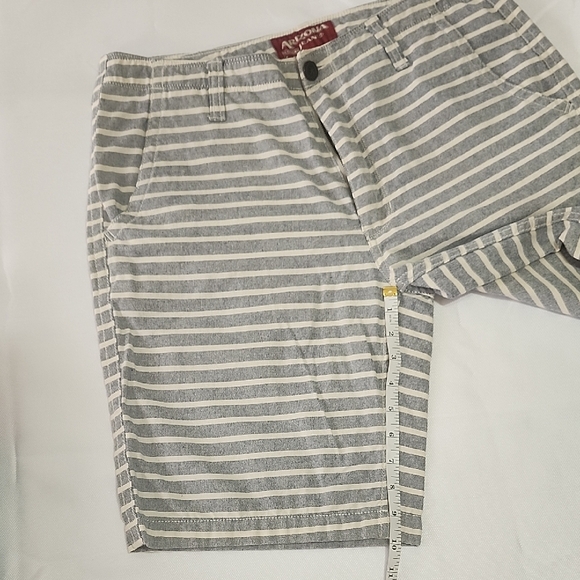 Arizona Jean Company Bundle Striped Gray and Floral Multicolor Shorts - Picture 3 of 16